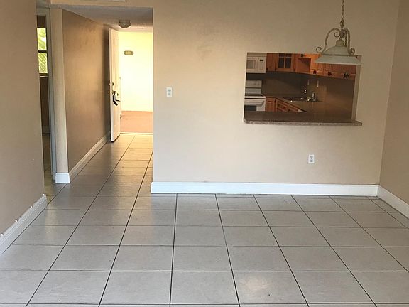 4th image of 10000 NW 80th Ct APT 2227