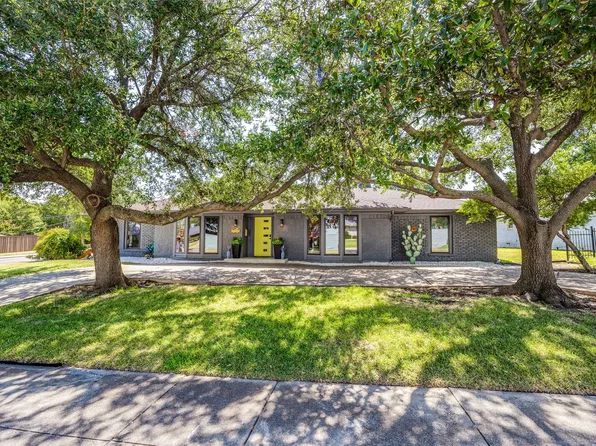 10232 Boedeker Dr, Dallas, TX 75230