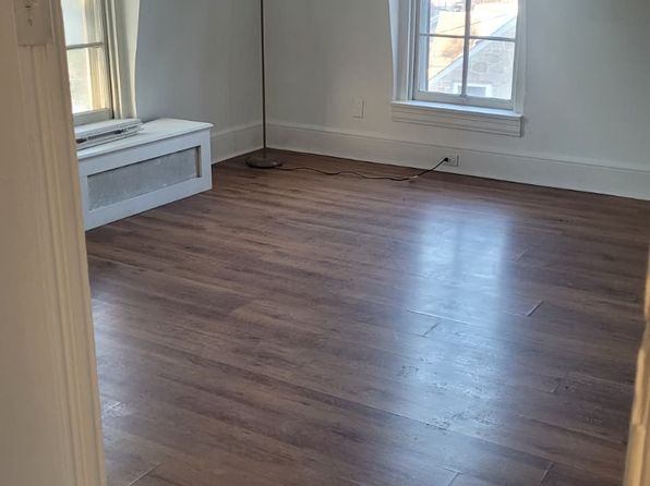 725 Philadelphia Ave #C