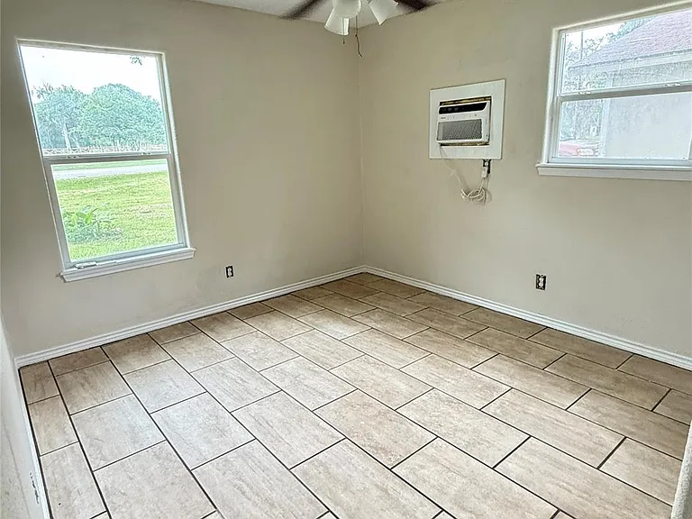 17433 County Road 945 — Photo 4