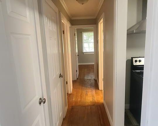 4th image of 444 4th Ave NW
