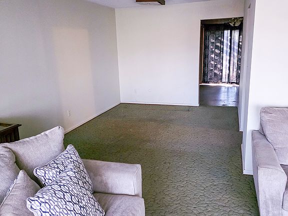 3rd image of 8527 E Skyway Dr