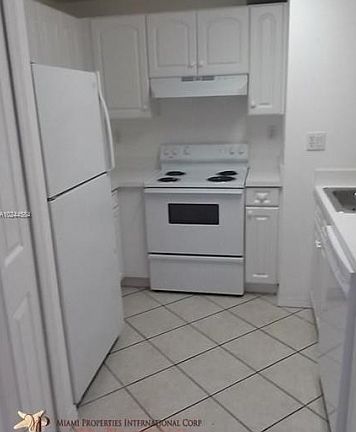 3rd image of 2734 Bird Ave APT 309