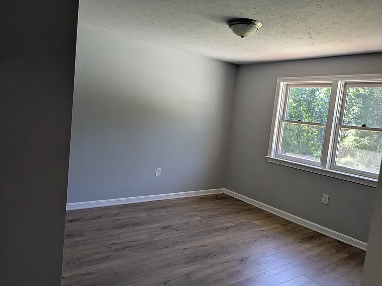 57 Talent Rd — Photo 11