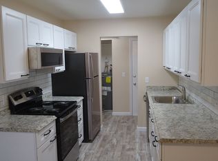 Glenview West Apartments, Portland, OR 97219