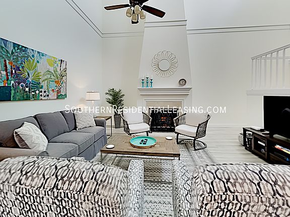 3rd image of 930 Gulf Shore Dr Unit 31