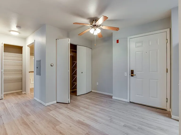 Rosewood Villas - Senior — Photo 6