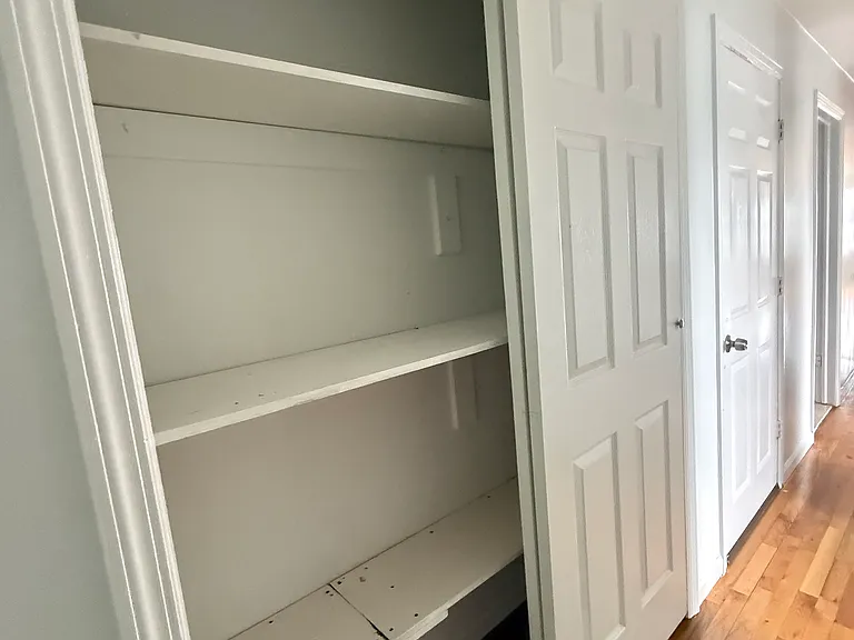 79 Osborne Pl #1B — Photo 4