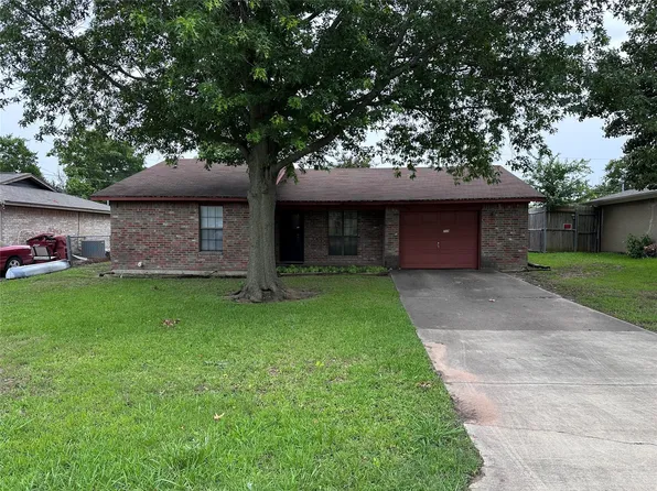 709 Oak Grove Ln, Royse City, TX 75189