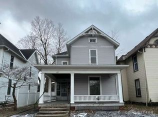 227 N Main St, Washington Court House, OH 43160