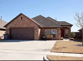 2218 SW Edinburough Dr, Lawton, OK 73505
