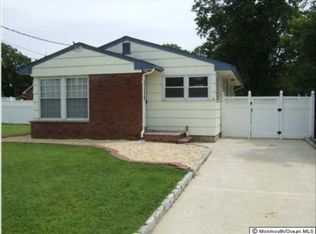 32 W Lakewood Ave, Ocean Gate, NJ