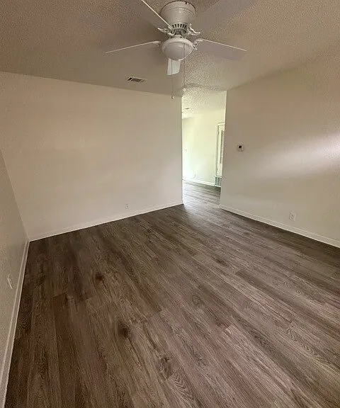 306 Bramble Dr — Photo 7