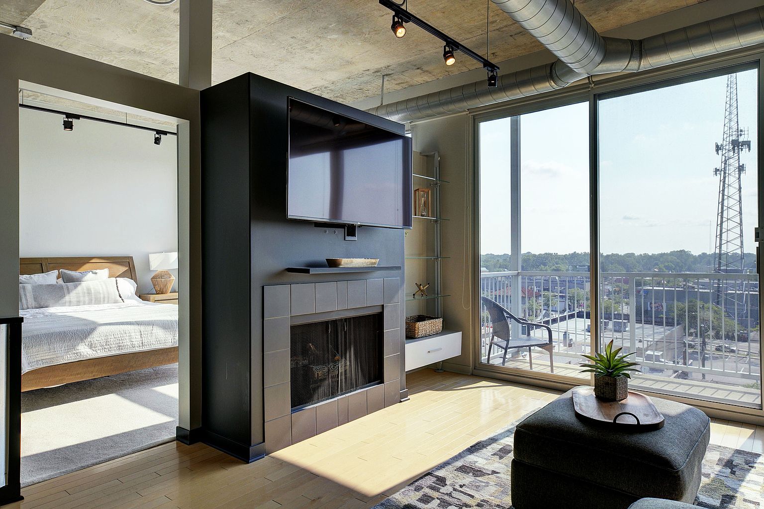 100 W 5th St # 1-610, photo 10