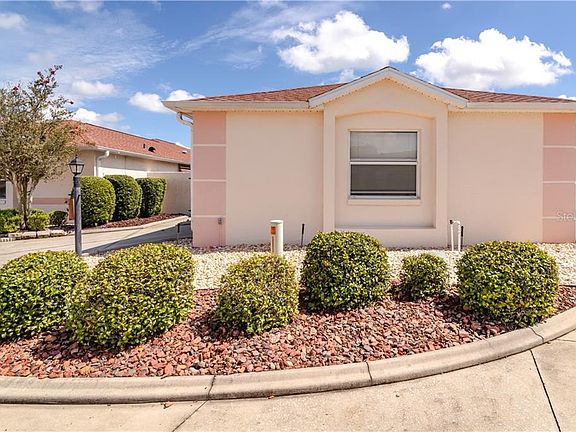 2nd image of 733 Hernandez Dr
