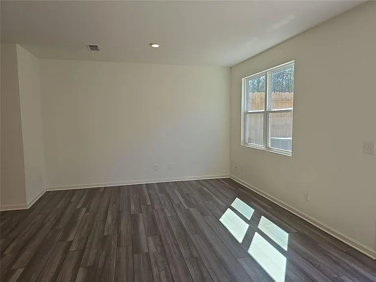 3560 Eagle Ct SW — Photo 9