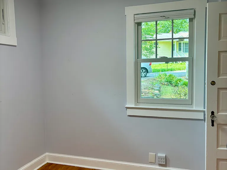 155 Ridgeway Cir — Photo 8
