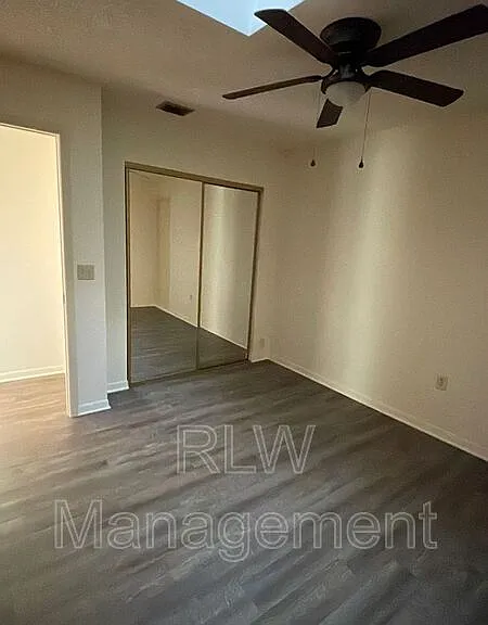 44 S Kentucky Ave — Photo 3