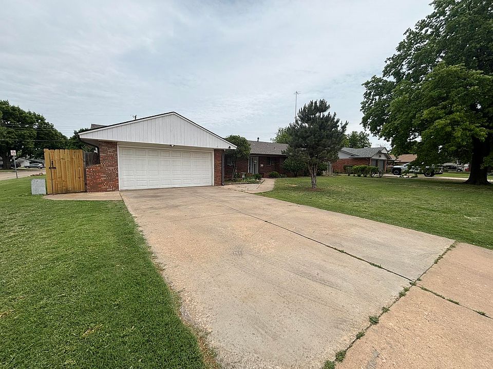 1st image of 1351 Munger Dr