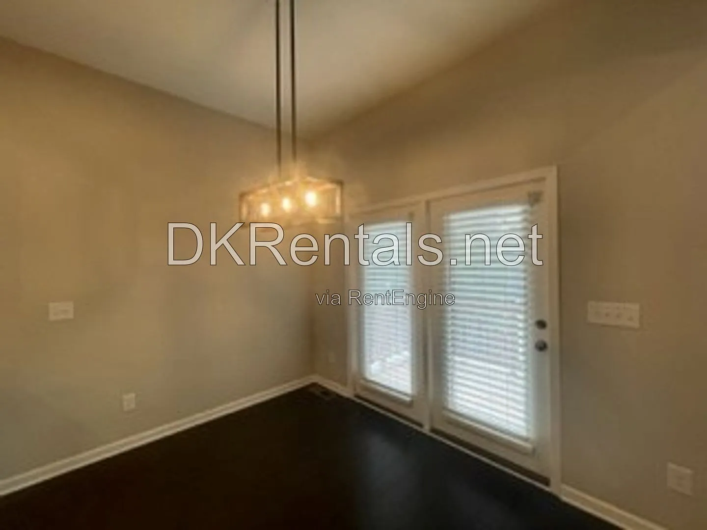 4 bed, 3.5 bath, 3340 sqft, $3,400 — Photo 4