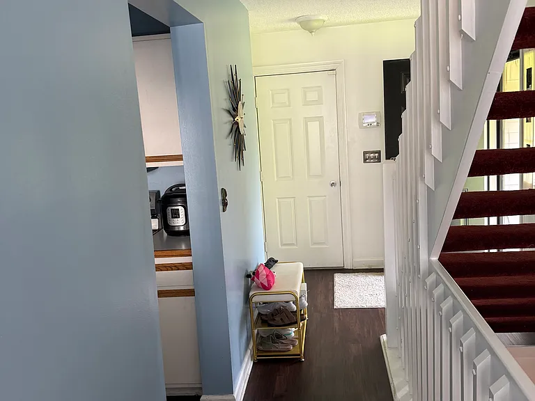 5464 Ambrosia Ave — Photo 7
