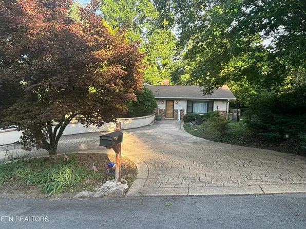 126 Westwood Dr, Clinton, TN 37716