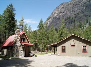 272 B Lost River Rd, Mazama, WA 98833