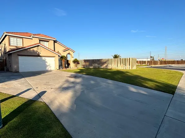 8400 Winlock St, Bakersfield, CA 93312