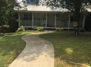 137 Longleaf Ln, Trussville, AL 35173