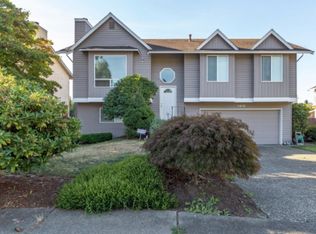 11615 SE 221st St, Kent, WA 98031