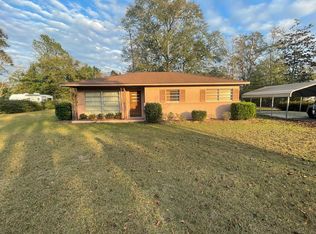 62 W Odum St, Hazlehurst, GA 31539