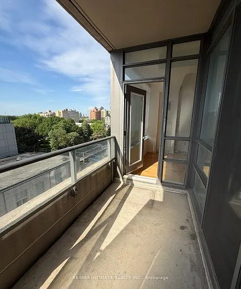 500 Saint Clair Ave W #605 — Photo 12