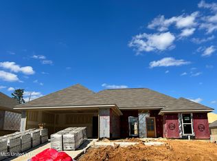 570 Silver Hill Dr, Pearl, MS