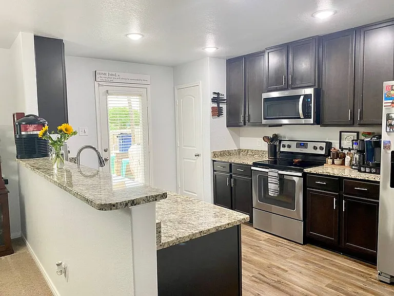 6402 Underwood Way — Photo 17