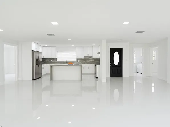 13880 lazy LN, FORT MYERS, FL 33905