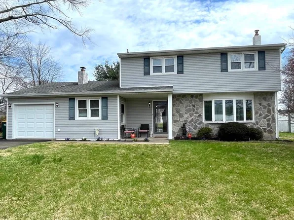 1751 Bristol Oxford Valley Rd, Levittown, PA 19057