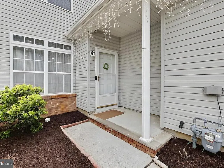 16 Shelley Cir — Photo 5