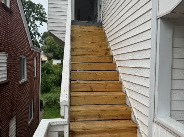 509 10th St #C, North Wilkesboro, NC 28659