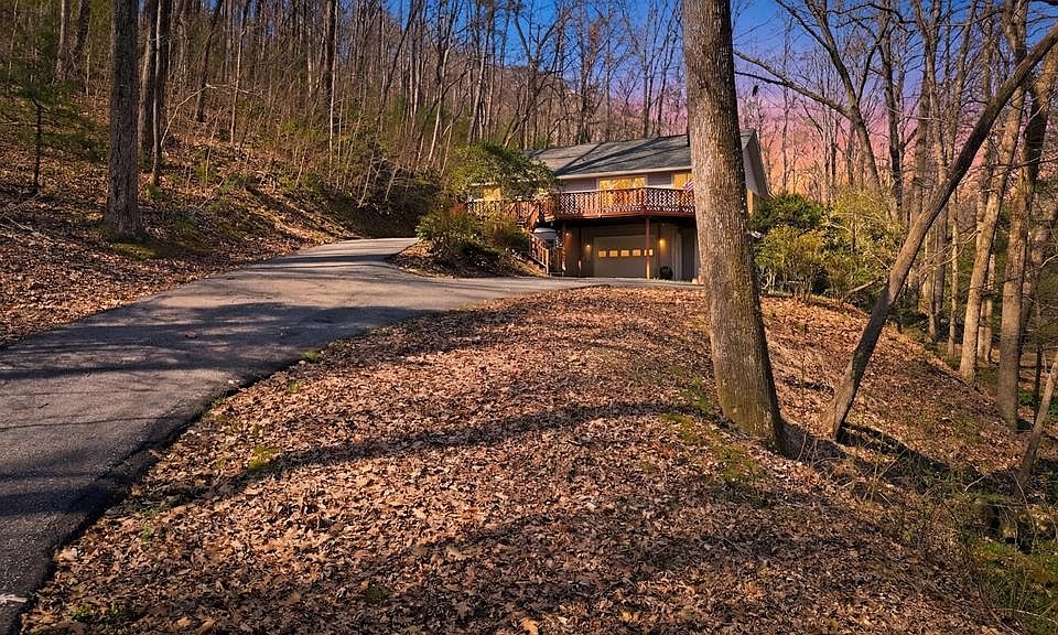 1st image of 321 Hamilton Rd