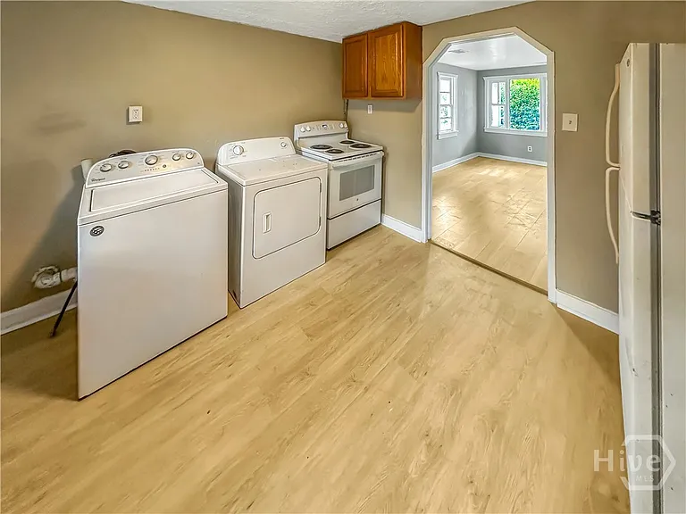 1204 Murphy Ave — Photo 12