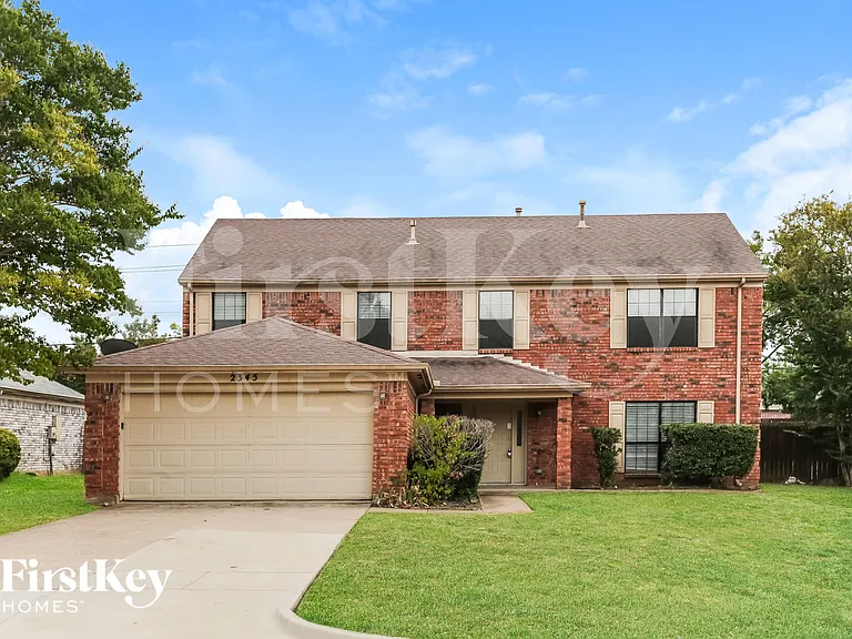 2345 Kildeer Trl — Photo 1