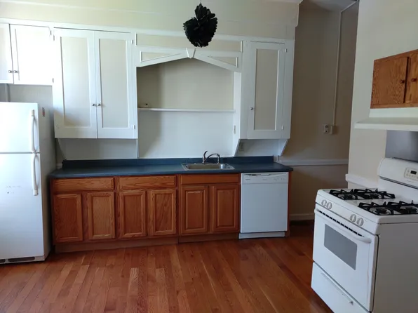 908 Main St APT 2R, Worcester, MA 01610
