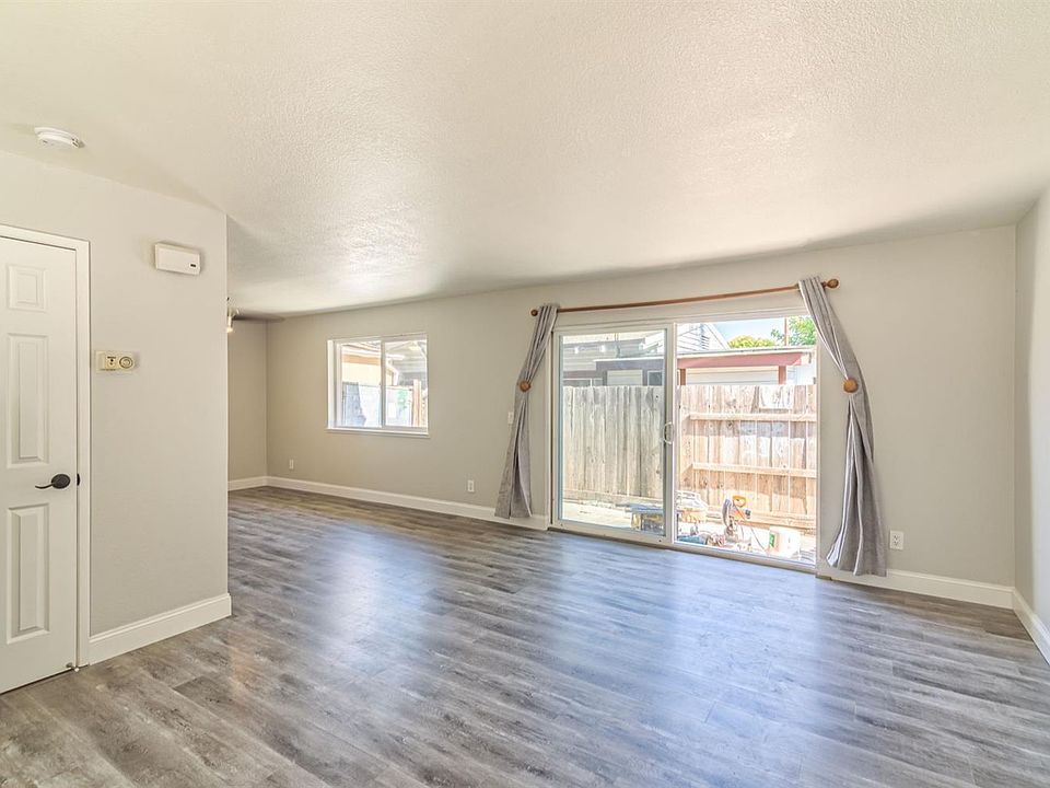 1st image of 27501 Huntwood Ave APT 2