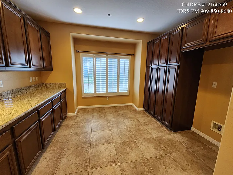 4135 Garvey Way — Photo 3
