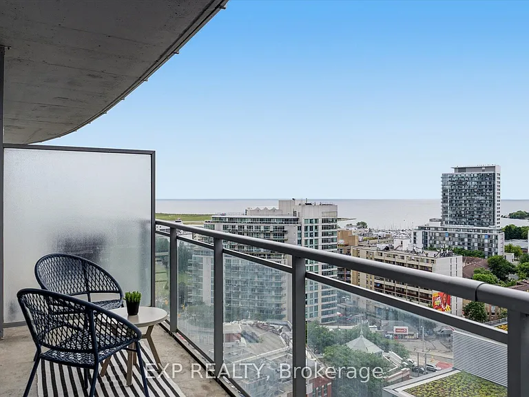 38 Dan Leckie Way #2103 — Photo 29