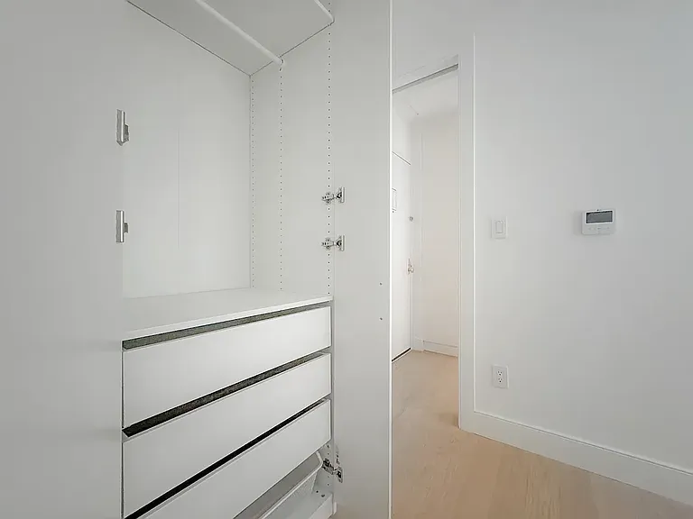 217 Thompson St #21 — Photo 7