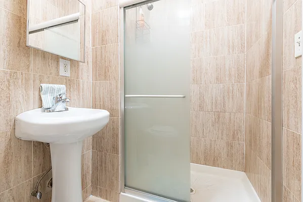 Rented by Furnished Habitat | media 27