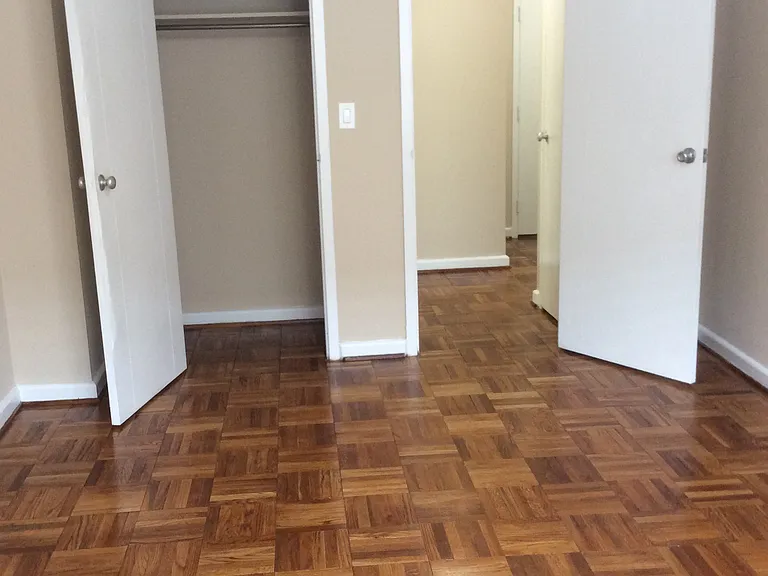 Connecticut Park Apartments — Photo 46