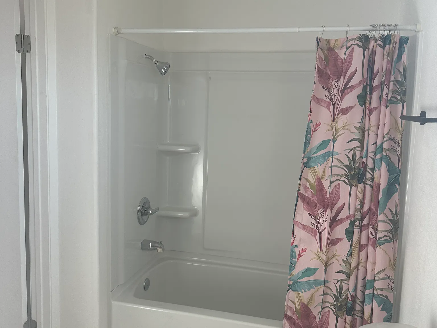 2 bed, 1100 sqft, $2,100 — Photo 4
