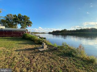 804 6th Ave, Croydon, PA 19021